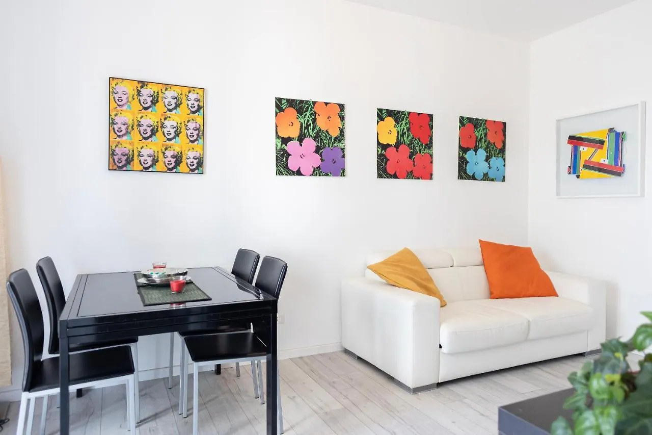 Elegante Bilocale In Corso Lodi/Brenta Apartment Milan Italy