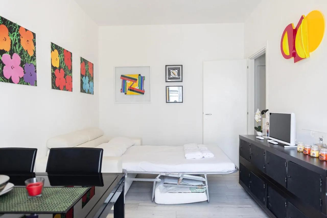 Elegante Bilocale In Corso Lodi/Brenta Apartment Milan