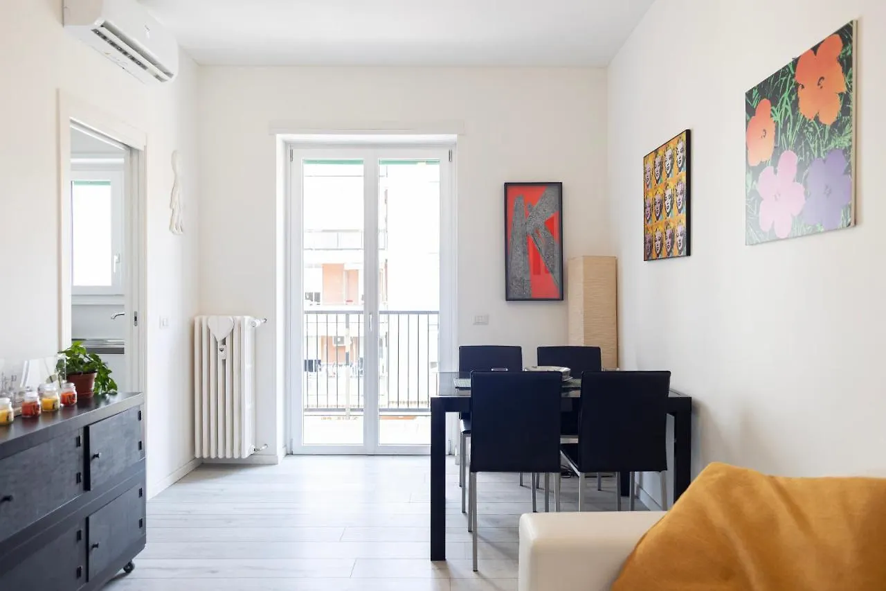 Elegante Bilocale In Corso Lodi/Brenta Apartment Milan